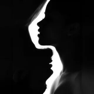 Луч рисует любящих...