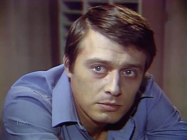    Фото: Кадр из к/ф «Два дня из жизни бывшего капитана», источник: kino-teatr.ru