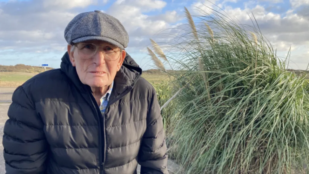 Тот самый пенсионер Рой Марш