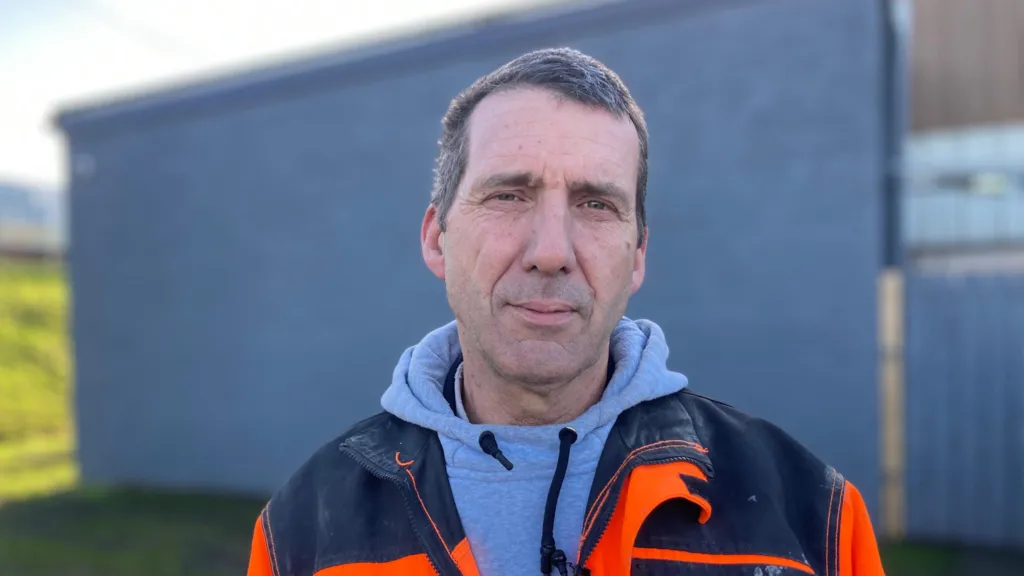 Член городского совета Скегнесса, графство Линкольншир, Адриан Финдли