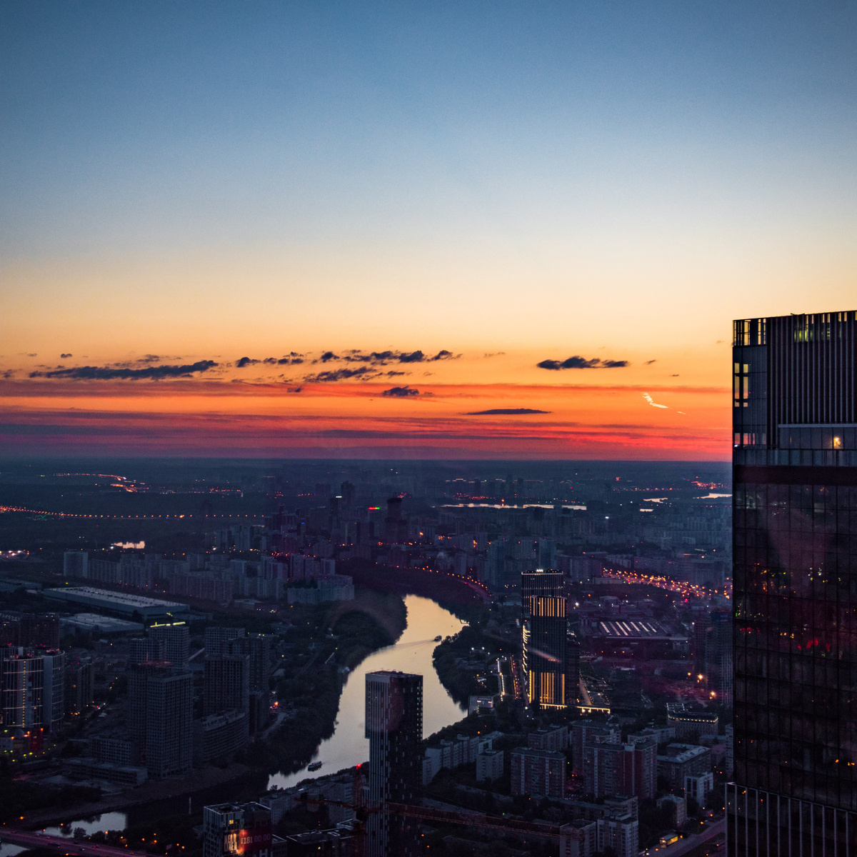 Вид на закат со смотровой площадки PANORAMA360