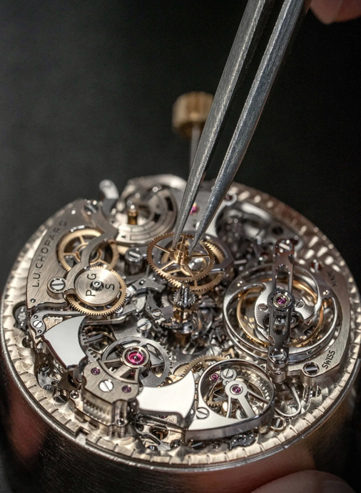 Часы L.U.C Grand Strike оснащены калибром L.U.C 08.03-L, соответствующим требованиями Poinçon de Genève и сертифицированным COSC (3 фото)