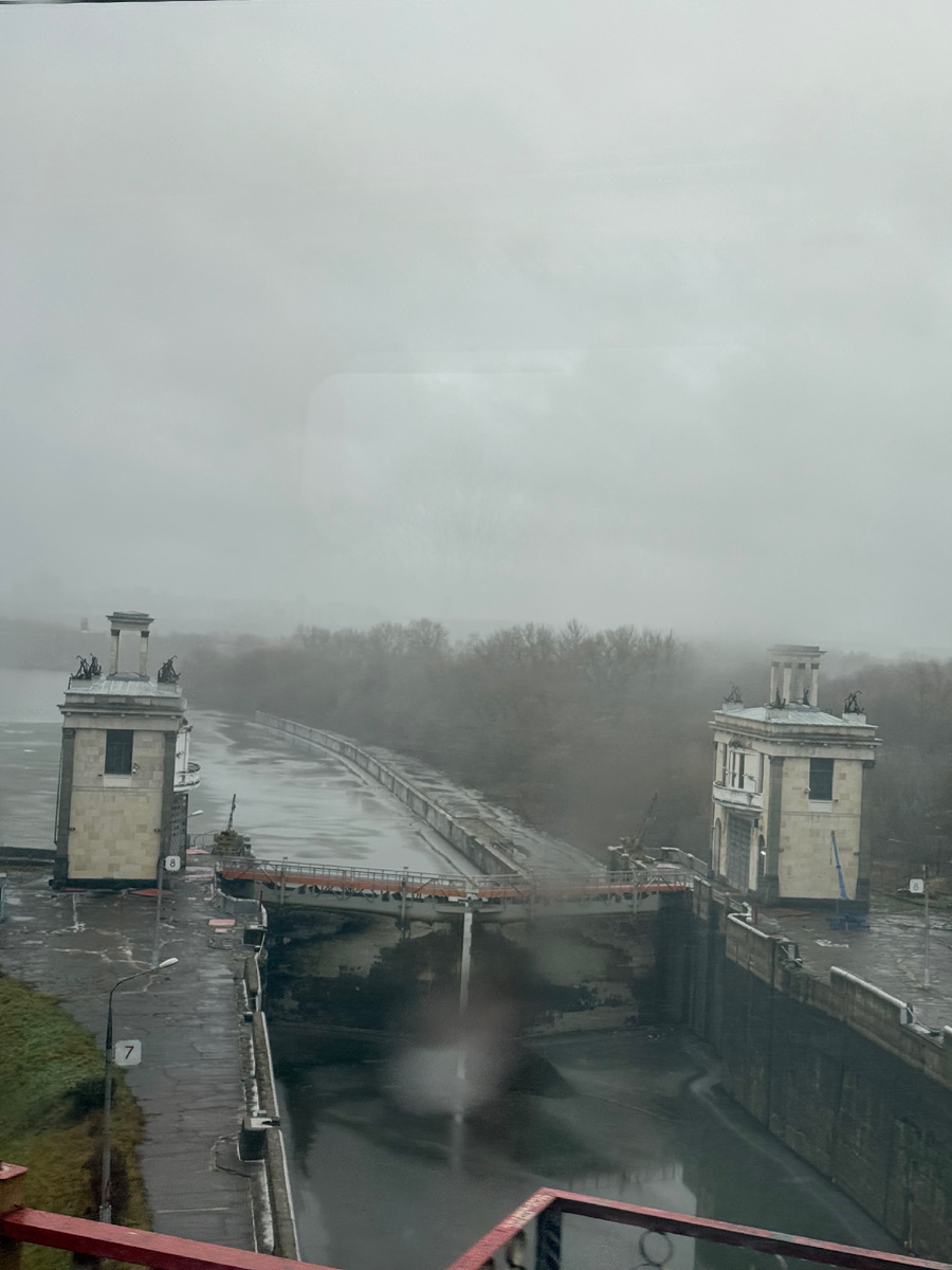 Из окна поезда