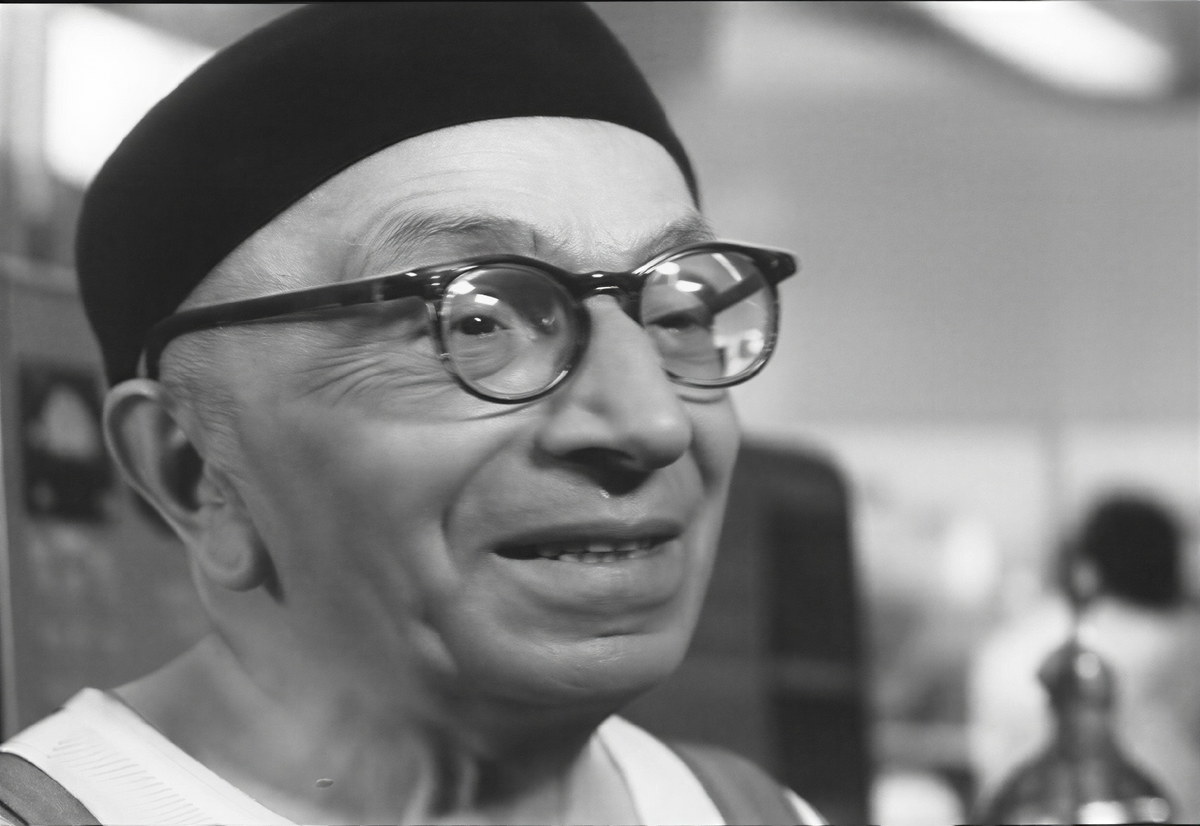 Кадр из фильма «Таинственная стена», производство киностудии «Мосфильм»,
Творческое объединение «Юность», режиссёры Ирина Поволоцкая, Михаил Садкович, 1967 г.