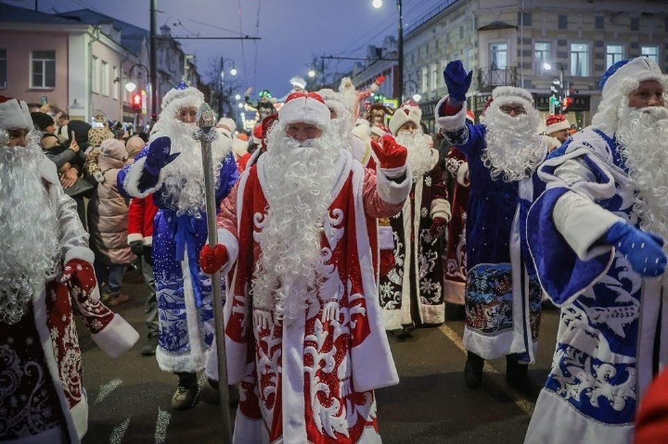    "НаШествие Дедом Морозов-2025" стало рекордным по количеству участников. Администрация Рыбинска