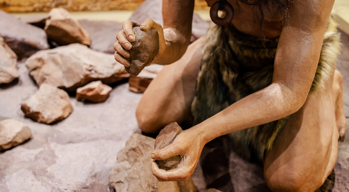     Фото: I AM JIFFY/Shutterstock/FOTODOM Одно из древнейших свидетельств не просто использования, а именно добывания огня было обнаружено в Англии