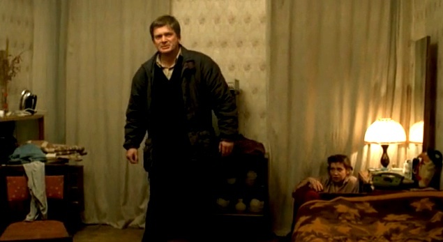    Владимир Ермилов в фильме «Брат». Фото: www.kino-teatr.ru