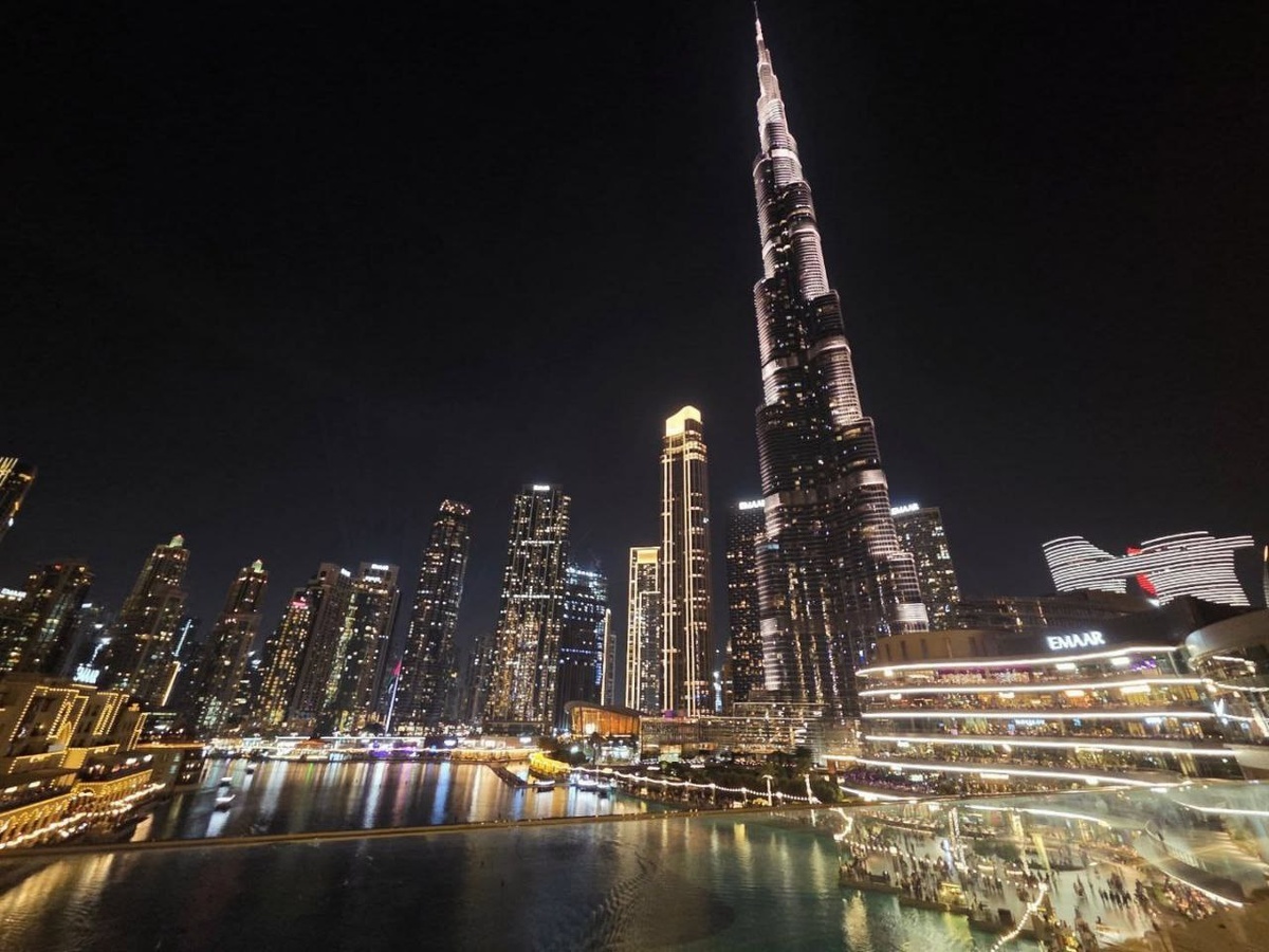 Дубай глазами Хосока (из соцсети Джей-Хоупа)