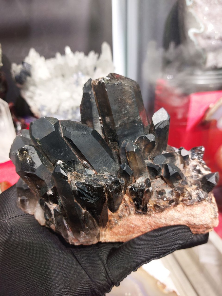 Коллекционный минерал мореон , вес 1 290,60 гр