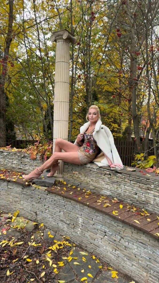    Анастасия Волочкова. Источник: @volochkova_art*