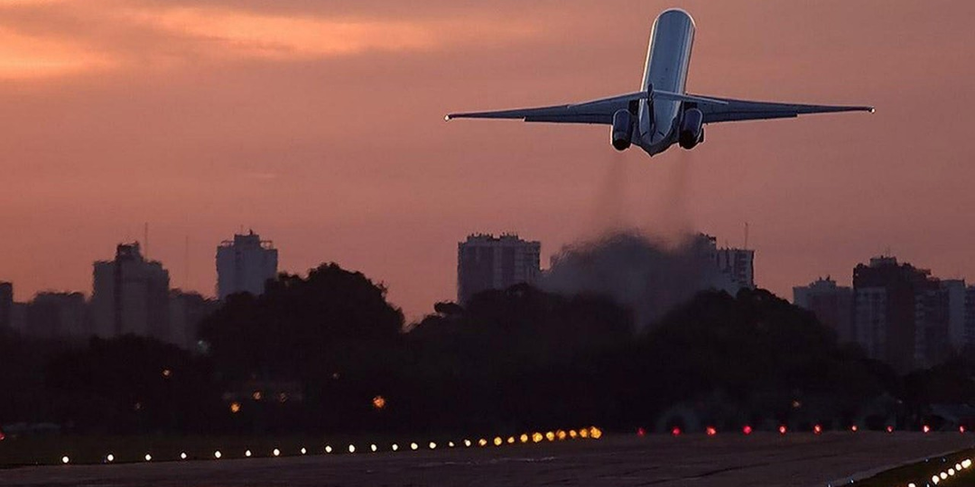 Брат прилетел