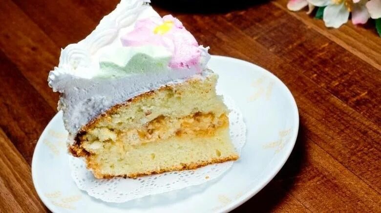 Интернет выдаёт такую картинку с Яблонькой