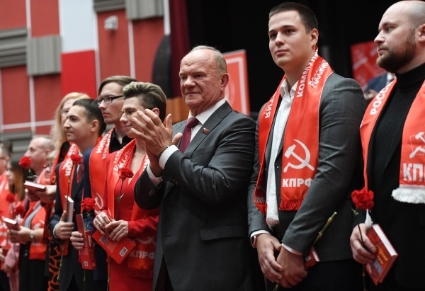 Депутаты от КПРФ призвали восстановить памятник Дзержинскому на Лубянке