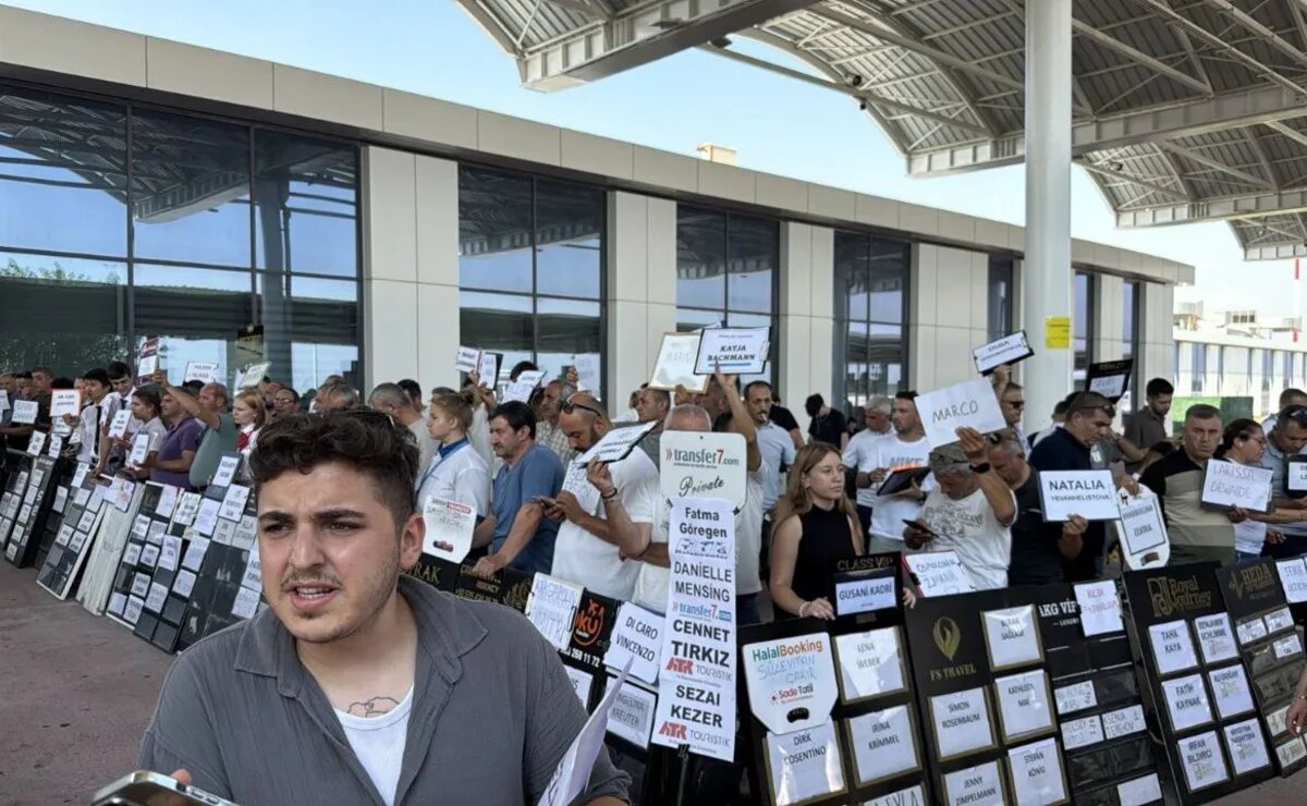    Что произойдет с туристическими трансферами в Турции с 1 января 2026 года