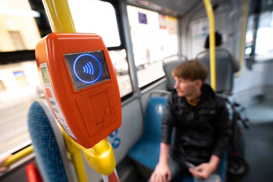 источник - https://s13.stc.yc.kpcdn.net/share/i/12/13159621/wr-960.webp