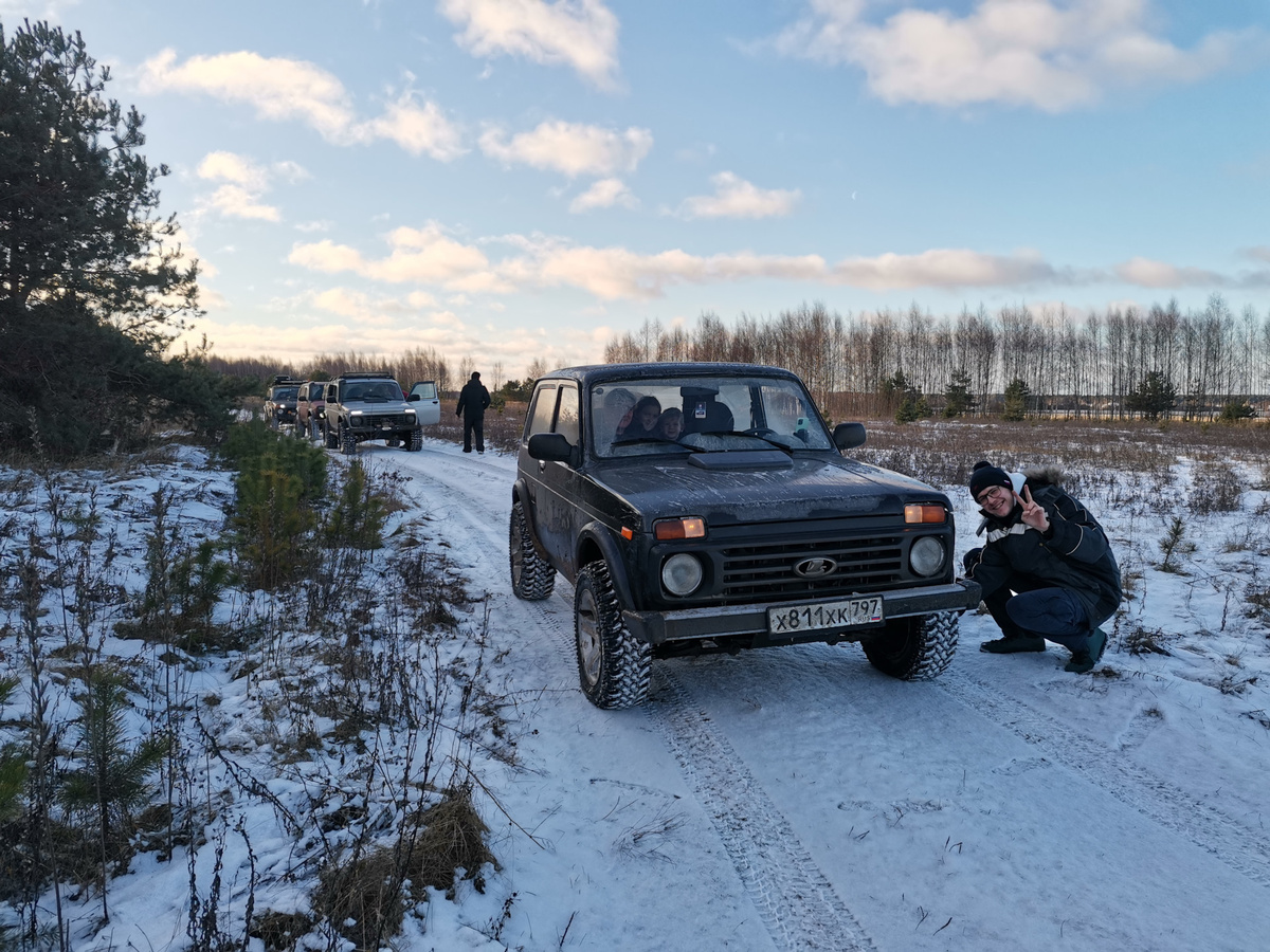 Въезжаем в лес, травим шины