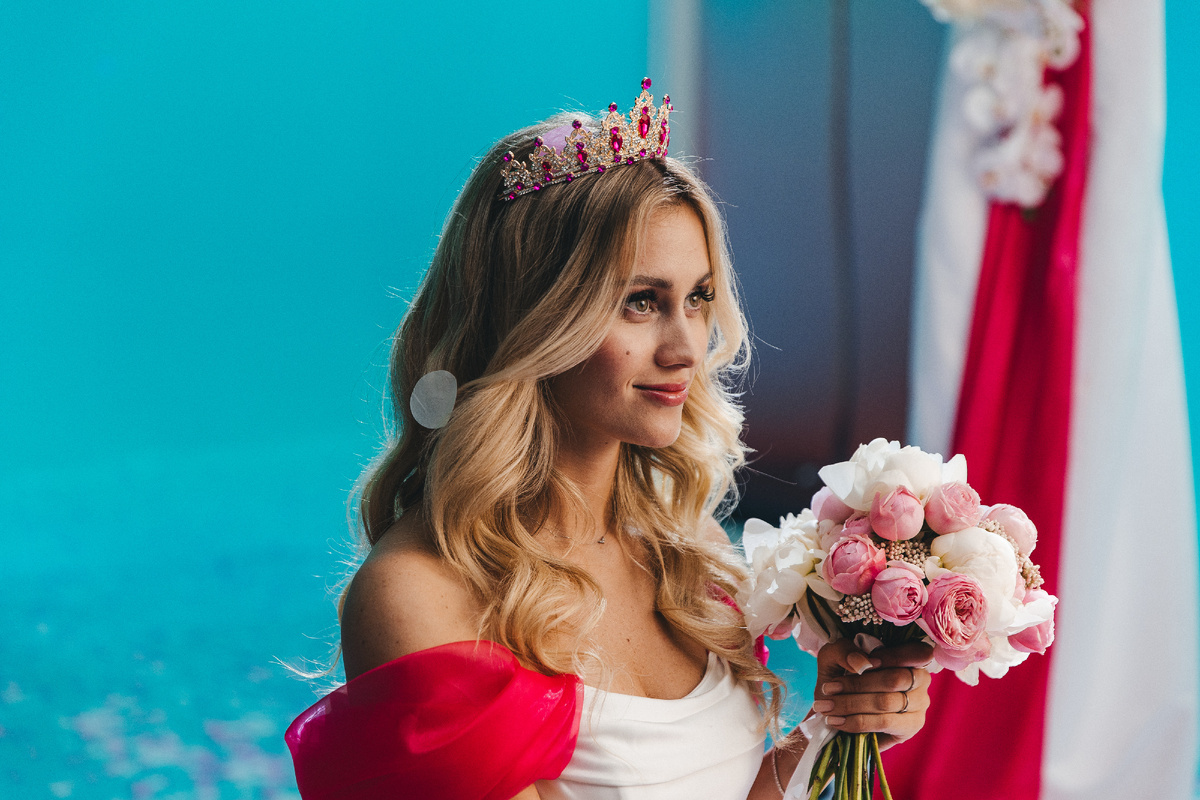 Мария Камова в роли Маши. Кадр из сериала «Москва слезам не верит. Все только начинается»  