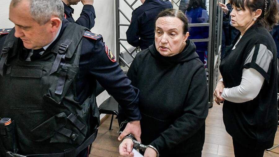 Экс-председатель ростовского суда Золотарева осуждена на 15 лет за коррупцию