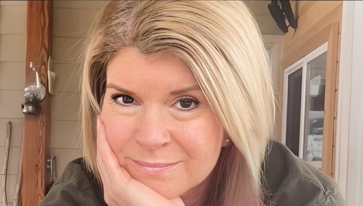 Пенни Хокинс Смит.