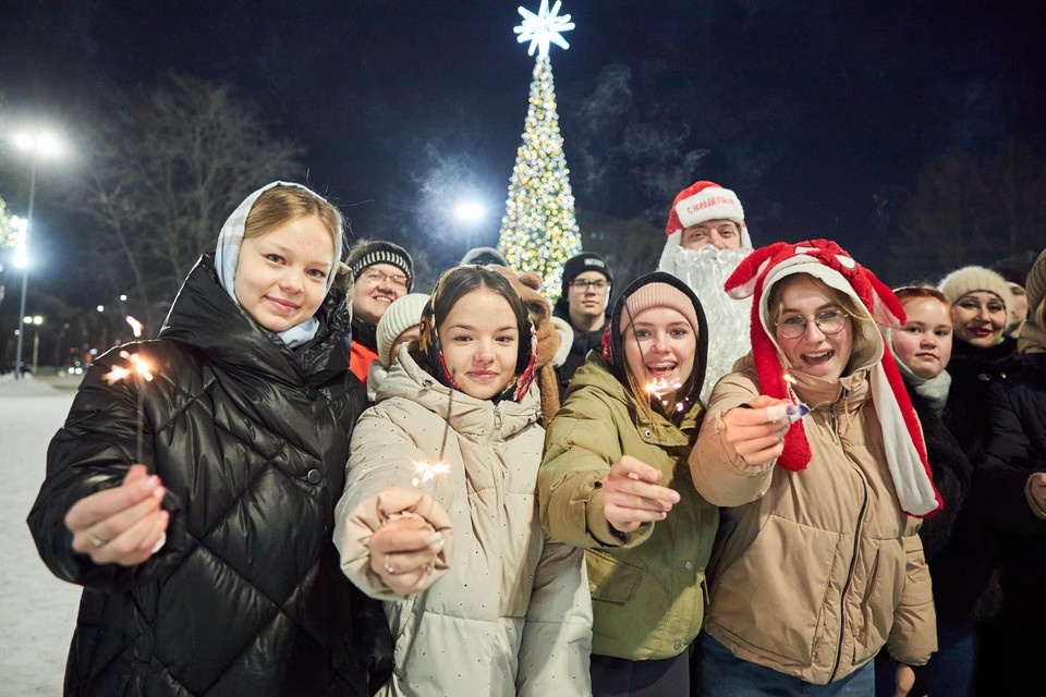    Ульяновцев приглашают встретить Новый год на Соборной площади архив "КП"