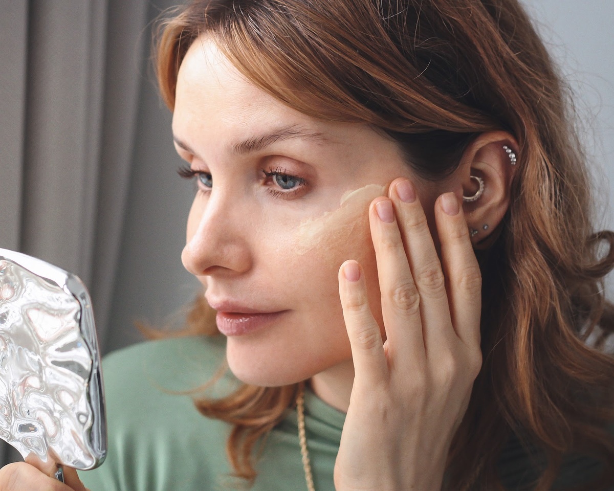 Меня зовут Таня, добро пожаловать в мой блог! Я рассказываю об уходе за кожей с большой любовью :)