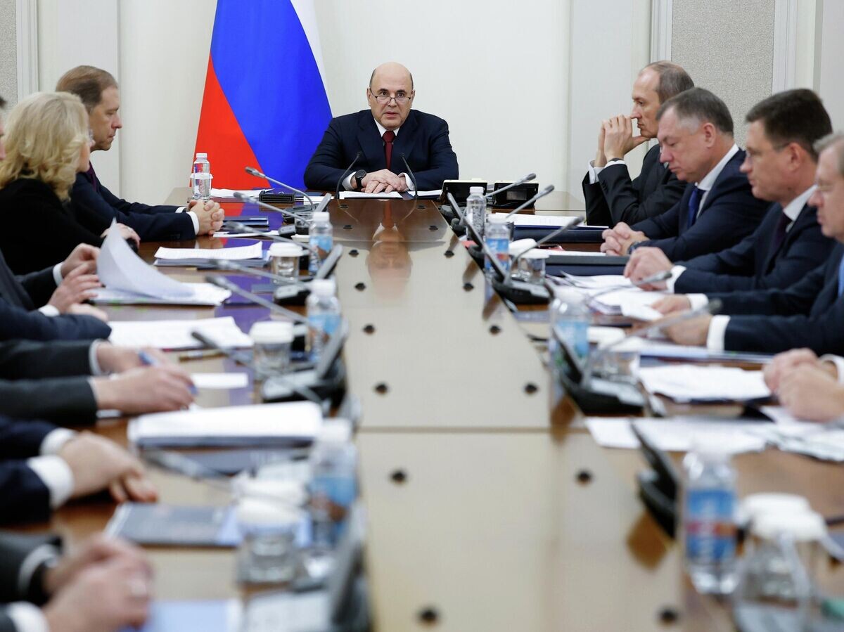    Председатель правительства РФ Михаил Мишустин проводит совещание с вице-премьерами РФ | © РИА Новости / Дмитрий Астахов