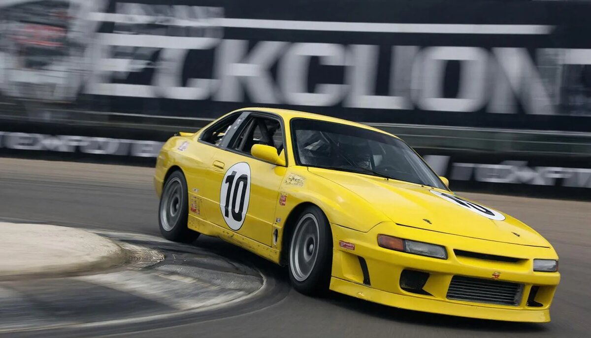 checkpoint_timeout = '10m'