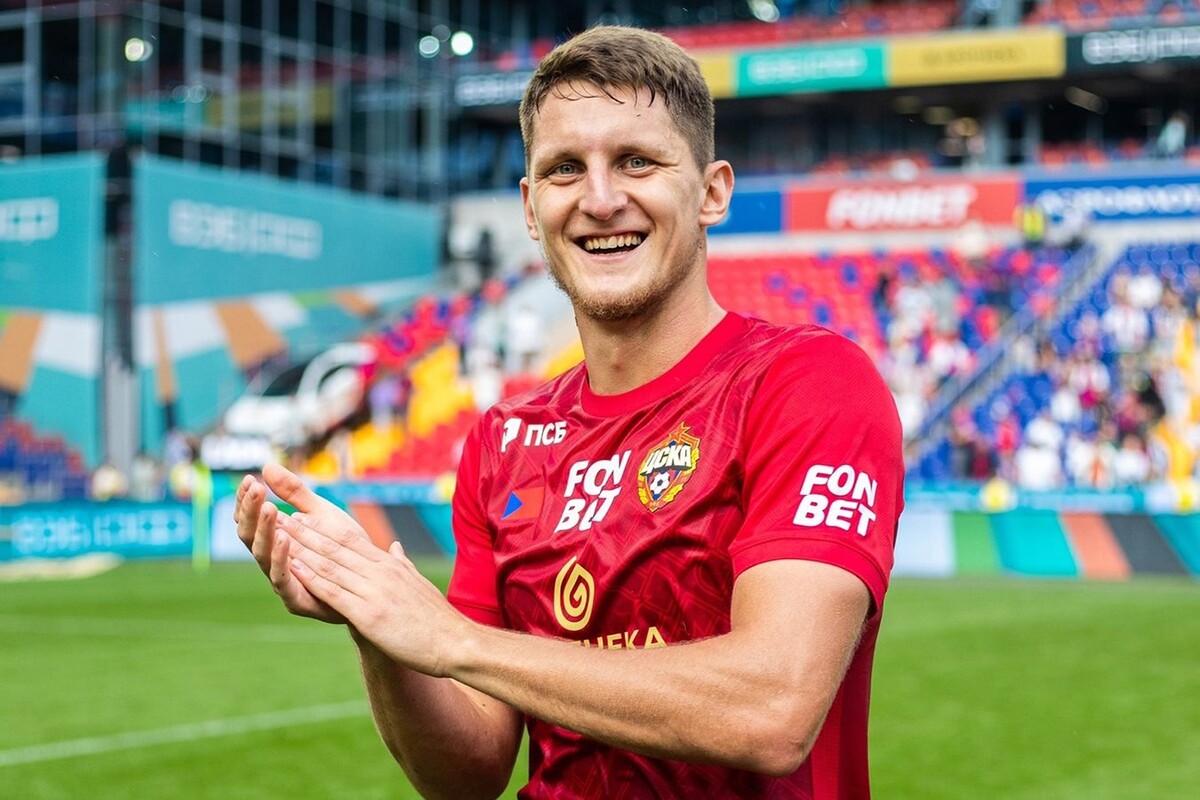 Игорь Дивеев - оплот обороны ЦСКА, и в его уход в «Зенит» поверить так же сложно, как в регулярные голы Лусиано за СБГ. Фото - ПФК ЦСКА.