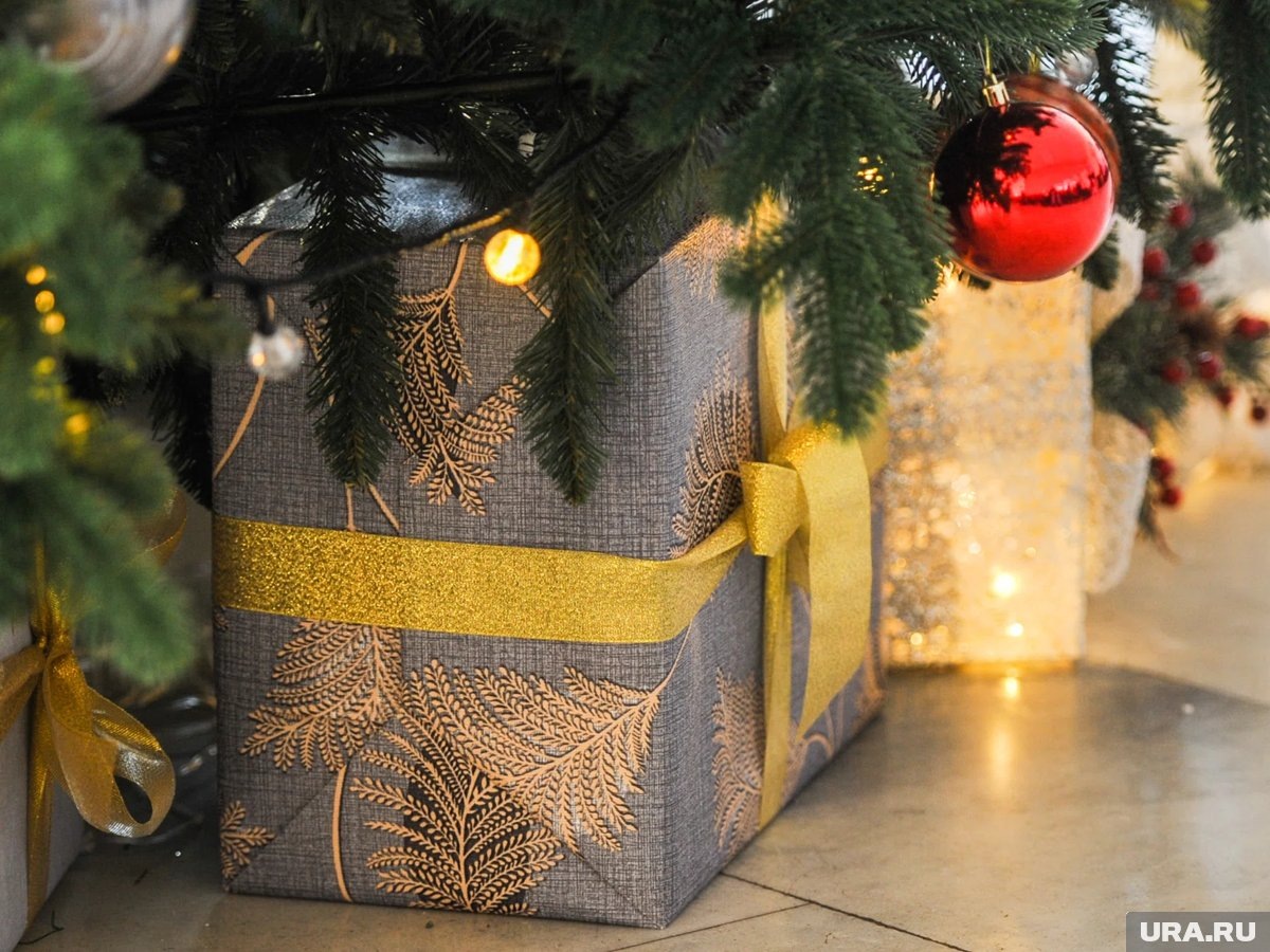    В каждом регионе существуют свои правила, касающиеся подарков детям