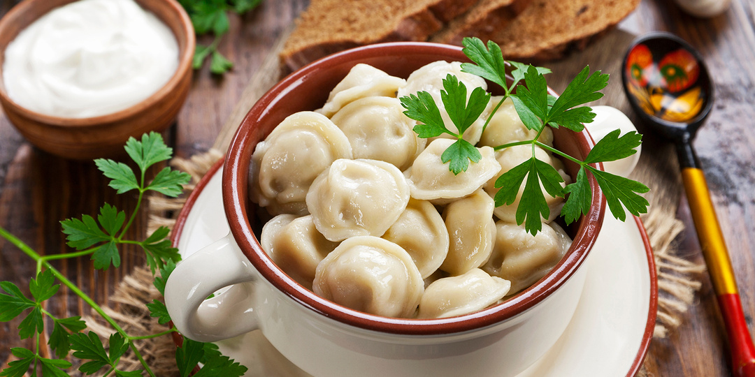 Как приготовить тесто для пельменей. 7 рецептов