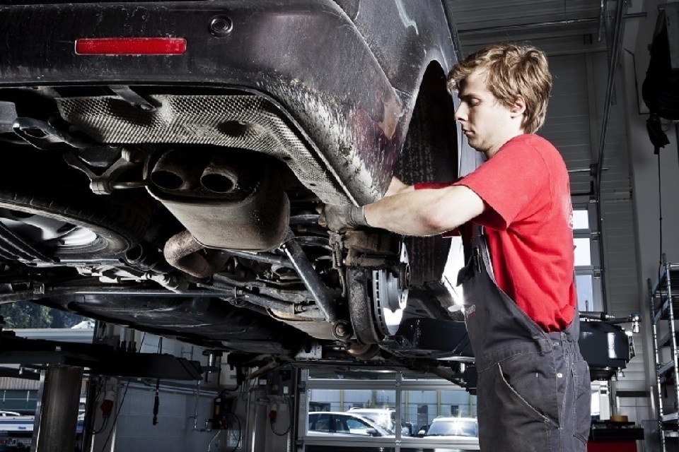    У перекупов в России наметился новый тренд: почему вырос спрос на «убитые» двигатели GLOBAL LOOK PRESS