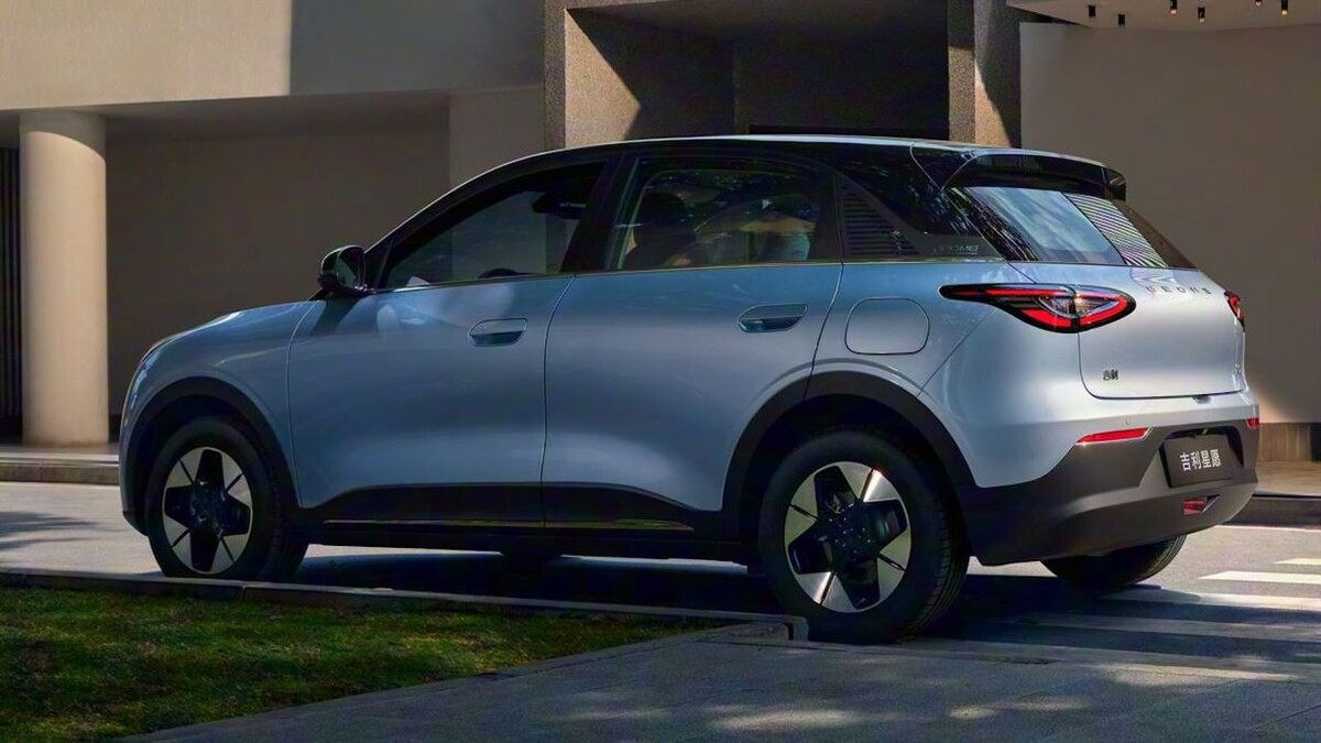    Geely EX2. Фото Geely