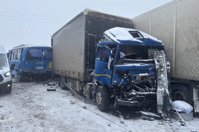    В ДТП шесть человек погибли, ещё 14 получили травмы. Фото: ГУ МВД по Омской области