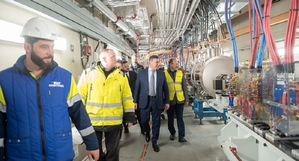 Пучок электронов с энергией 3 ГэВ запустили в большое кольцо сибирского СКИФа