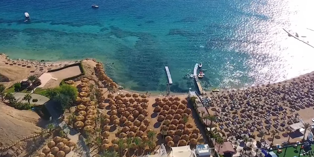 Шарм-эль-Шейх зимой 2025-2026. Лучшие недорогие отели с песчаным заходом в море в бухтах без ветра