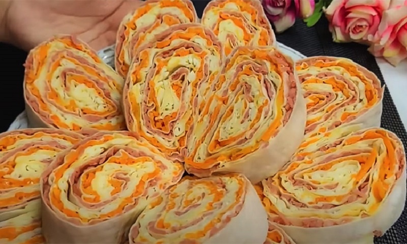 Простая новогодняя закуска в лаваше: вкусное решение для праздничного стола