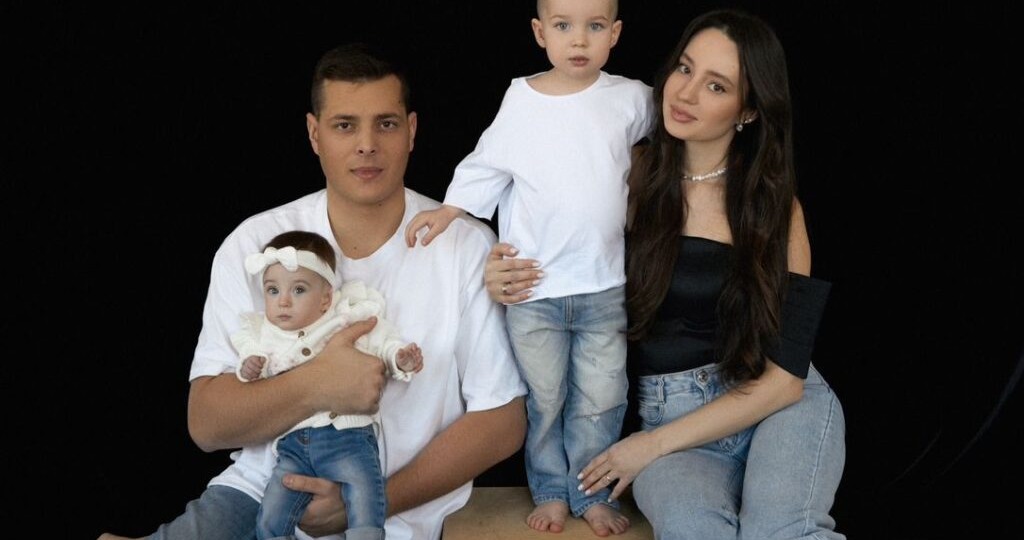 Мие полтора года, но она до сих пор не может ничего есть — ее рвет от любой пищи