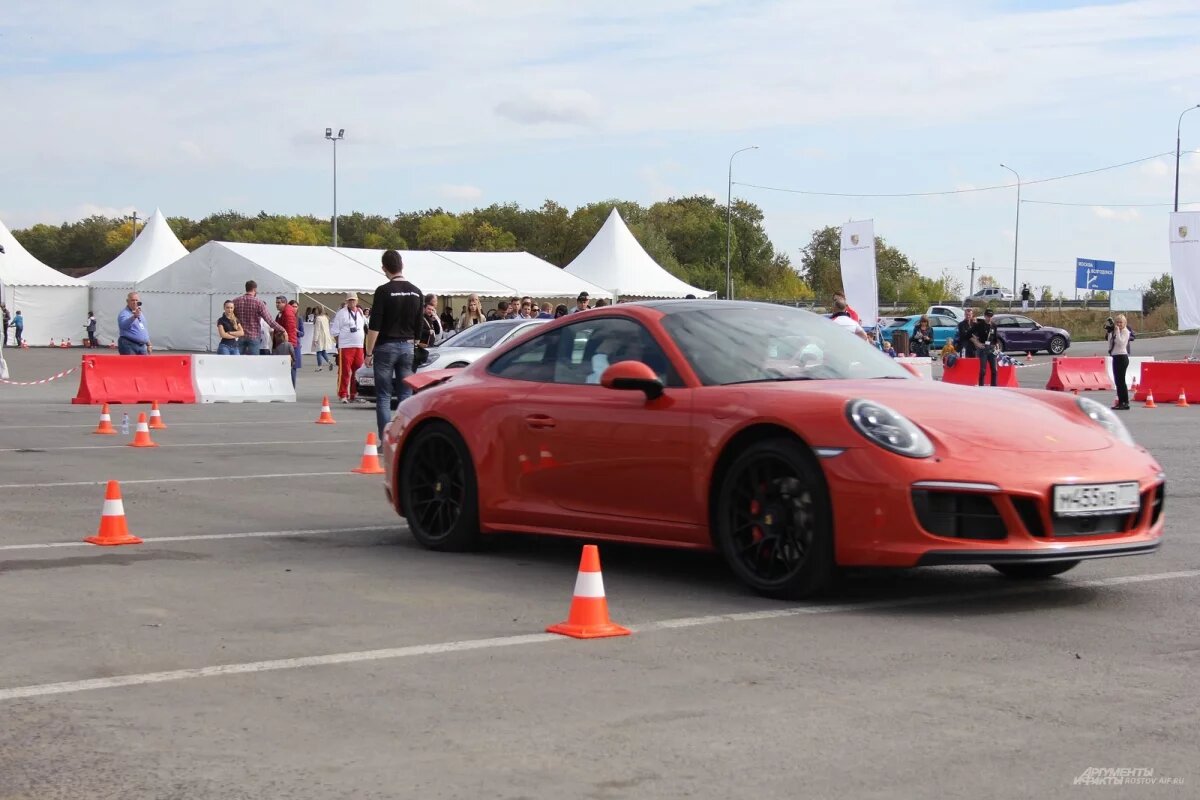    Петербурженку осудили за миллионные аферы с «конфискатом»