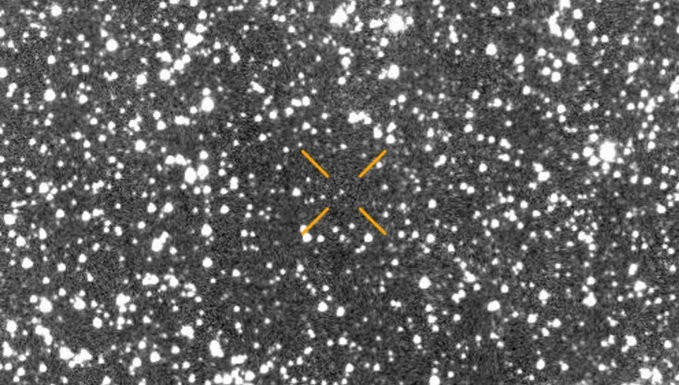 Астрономы ATLAS впервые объявили об открытии потенциального межзвёздного объекта 1 июля, опубликовав фотографию объекта, направляющегося к Солнцу из-за пределов Юпитера. (Изображение предоставлено: ATLAS/Гавайский университет/НАСА)