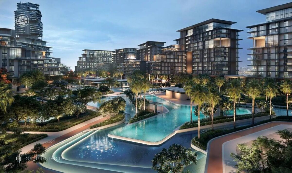 Запущена третья фаза City Walk Crestlane — один из самых ожидаемых проектов сезона от девелопера Meraas.
Главная идея комплекса — жизнь у воды в центре города, без башен и плотной застройки.

Это редкое сочетание для Downtown-кластера: приватность, среднеэтажные корпуса, лагуны и водные каналы.