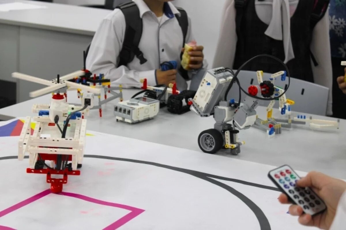    Сергей Собянин поздравил москвичей с победой на олимпиаде по робототехнике