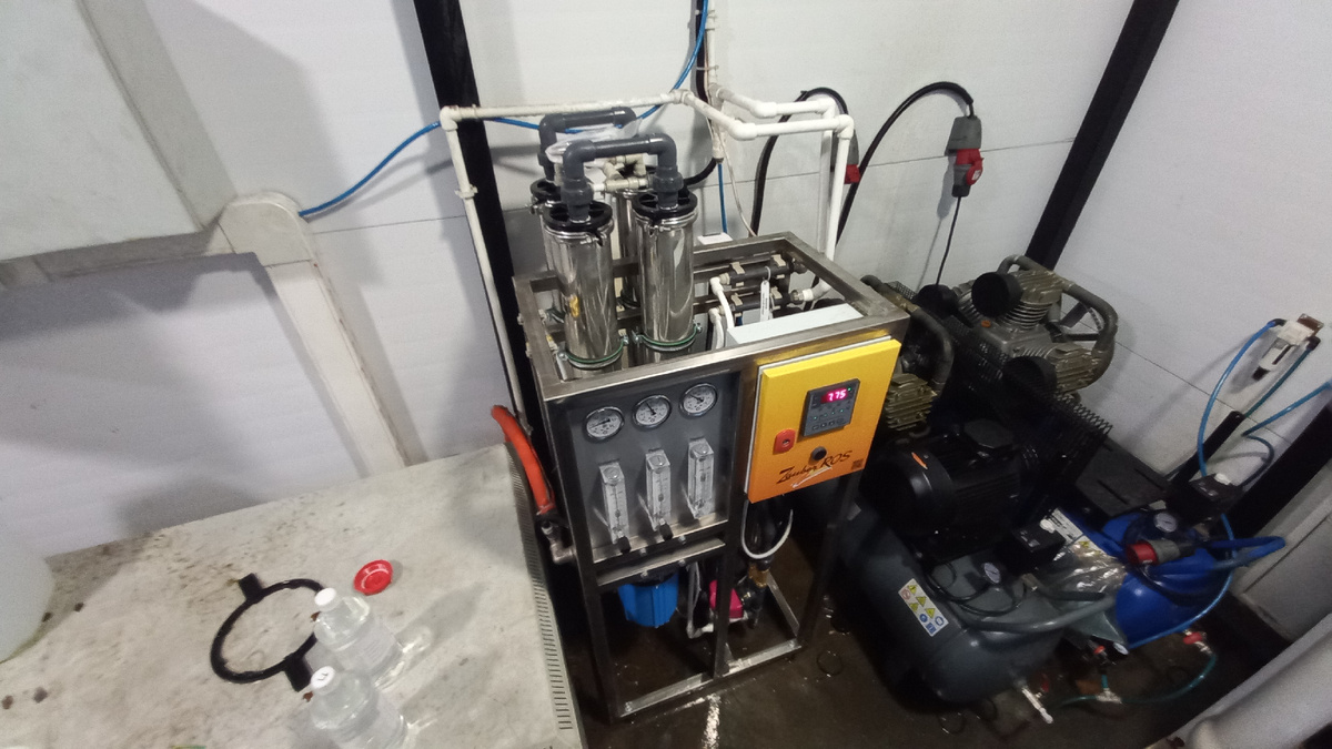 Установленная система обратного осмоса 