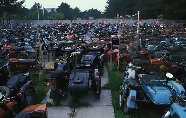 Стоянка зараженного транспорта на территории магазина «Спорттовары»