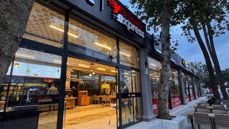 ГДЕ НЕДОРОГО ПОЕСТЬ В АНТАЛЬЕ