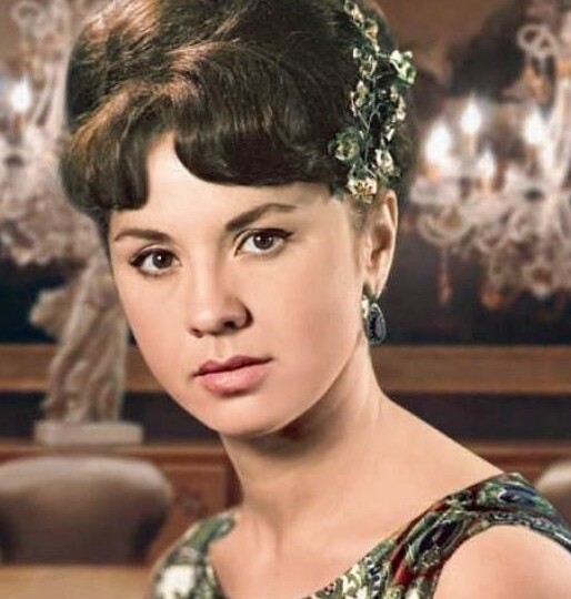 «Что ты так вырядилась, провинциалка!»: История Лионеллы Скирды — львицы, которая не боялась любить