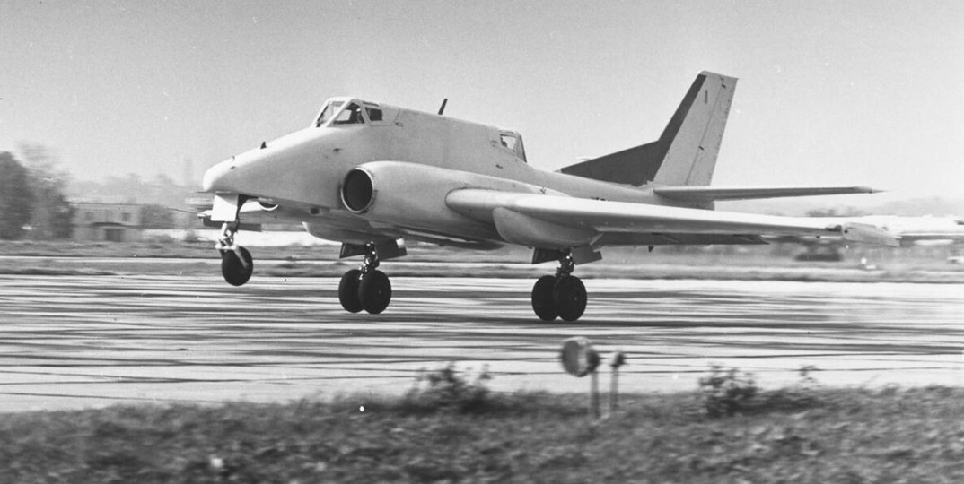 Роковая ошибка СССР: почему запретили штурмовик Ил-102, который был на голову выше Су-25?