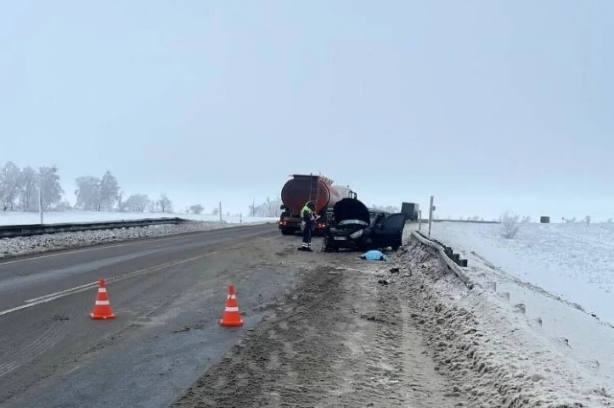    УМВД опубликовало кадры смертельного ДТП в Переволоцком районе