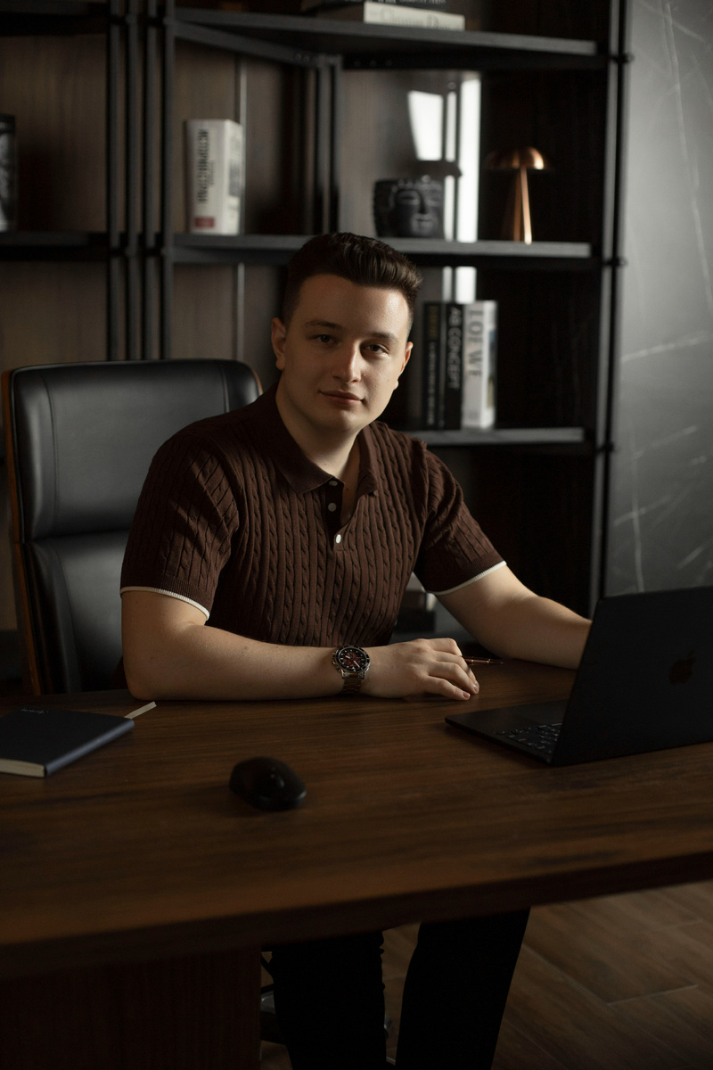 Михаил Тесленко