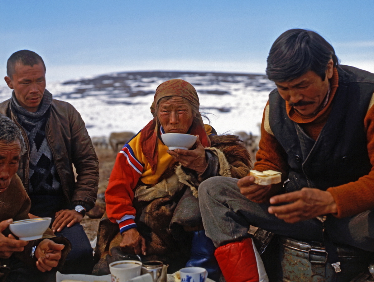 Чукчи-оленеводы. Фото: Алекс Миловский / GeoPhoto
