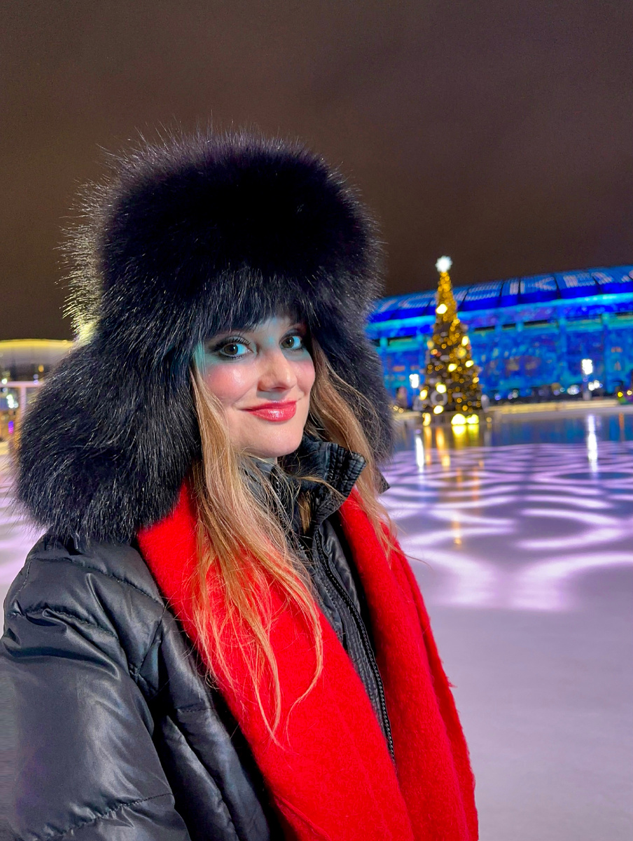 Самый большой мультимедийный каток в России. Очень красиво!